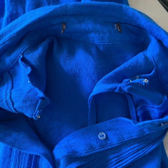 Very pretty, royal blue sleeveless coverup in good condition. - Picture 6 of 6